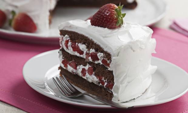 Bolo de Nutella com morangos