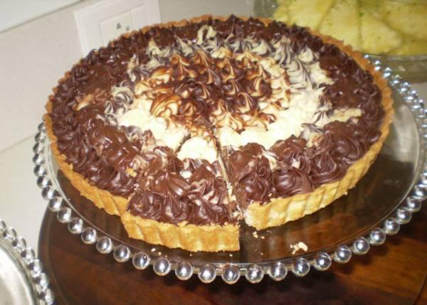 Torta trufada branca e preta