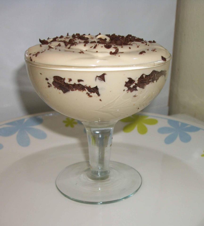 Mousse extra cremosa de doce de leite sem ovo