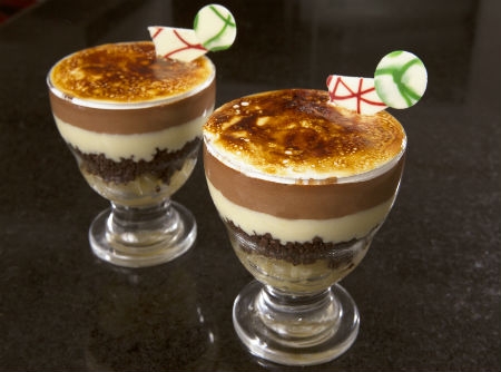 sobremesa-de-abacaxi-com-creme-de-chocolate-f8-114086