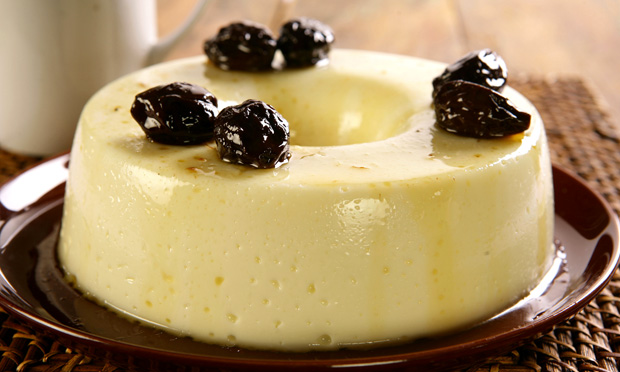 receita-pudim-maria-mole-calda-ameixa