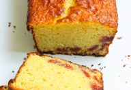 BOLO DE MILHO COM GOIABADA