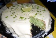 BOLO DE LIMÃO COM GELATINA E IOGURTE