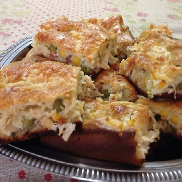 Torta de Frango Simples e Fácil - Veja a Receita: