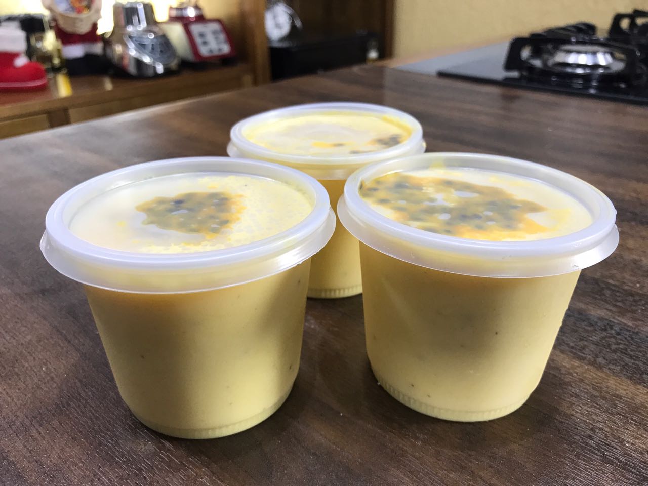 MOUSSE DE MARACUJÁ NO COPINHO - FAÇA PARA VENDER - Veja a Receita: