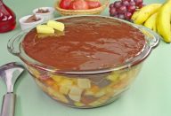escondidinho-chocolate-frutas