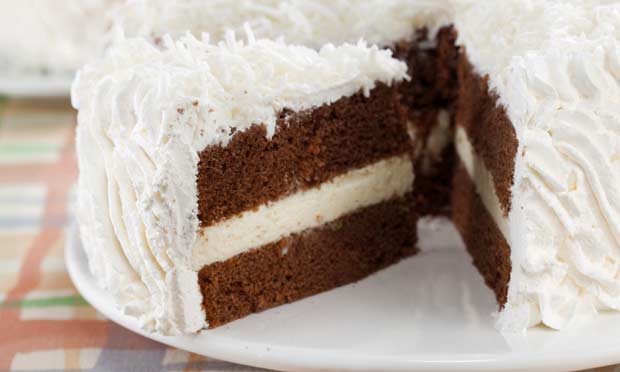 Bolo de chocolate e musse de limão