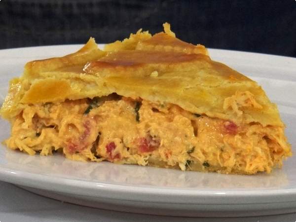 Empadão de Frango e Requeijão Cremoso