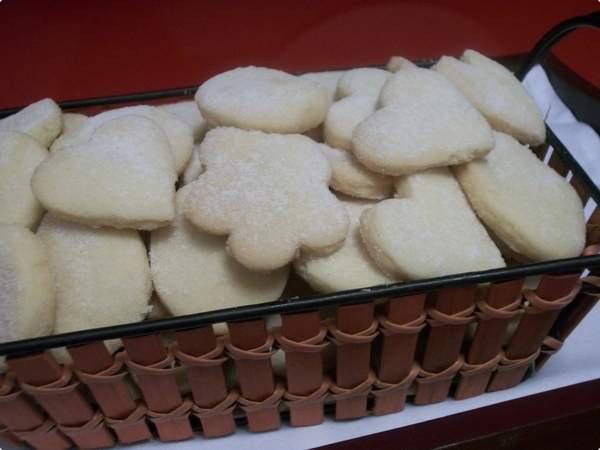 282607_533935186650975_131489110_n