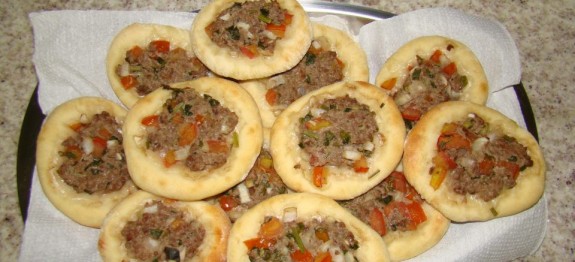 482370_588432061166908_1434260304_n