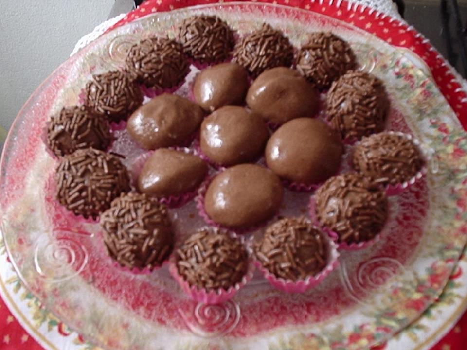 524180_589708404372607_764767276_n