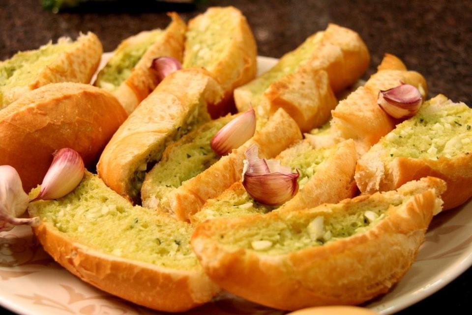 580564_585132414830206_137656334_n