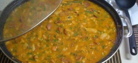 9054_591054114238036_1618053178_n