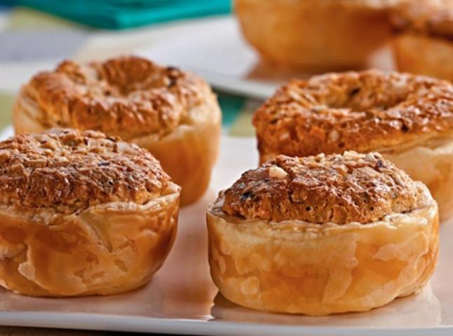 305811_10151579604850479_904243374_n