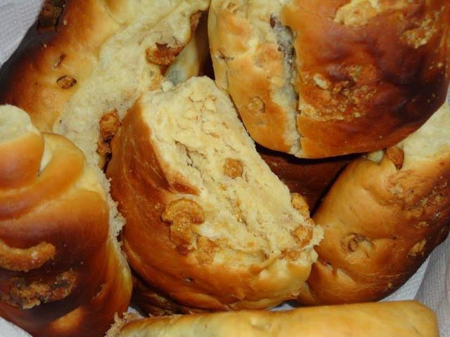 424488_601627786514002_433078992_n