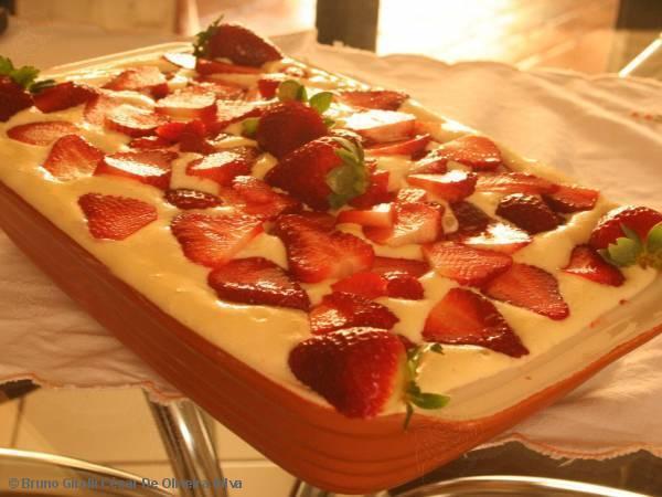 532851_599468640063250_2088473941_n