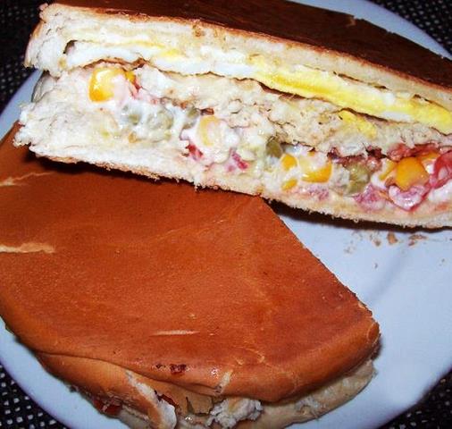 533745_10151559980715479_992417585_n