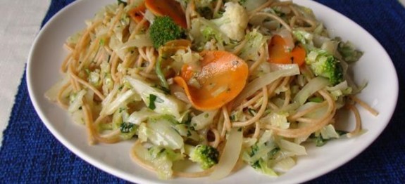 555998_593680743975373_1465422846_n