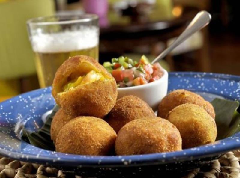 559921_10151469771610479_2082719442_n