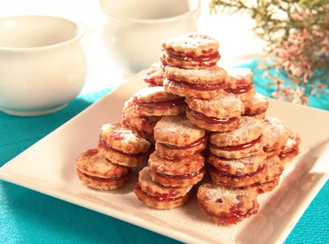 941298_10151585526475479_1742804878_n