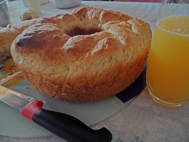 164991_612651625411618_743533527_n