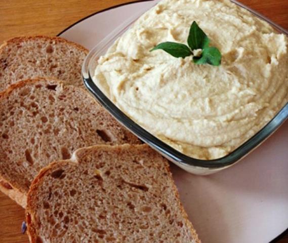 247169_10151596902880479_1582374519_n