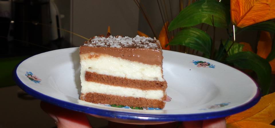 249011_612399335436847_920548627_n