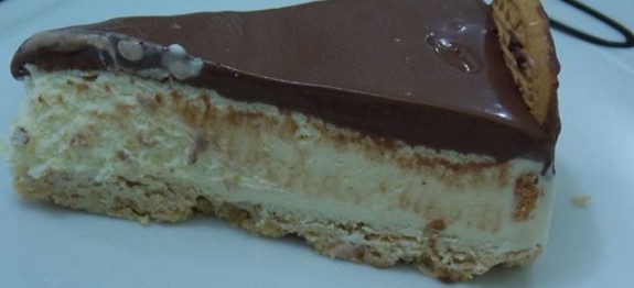 320454_614490518561062_1875913350_n