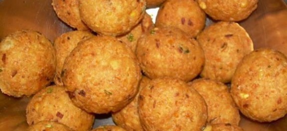 428430_605506546126126_200995866_n