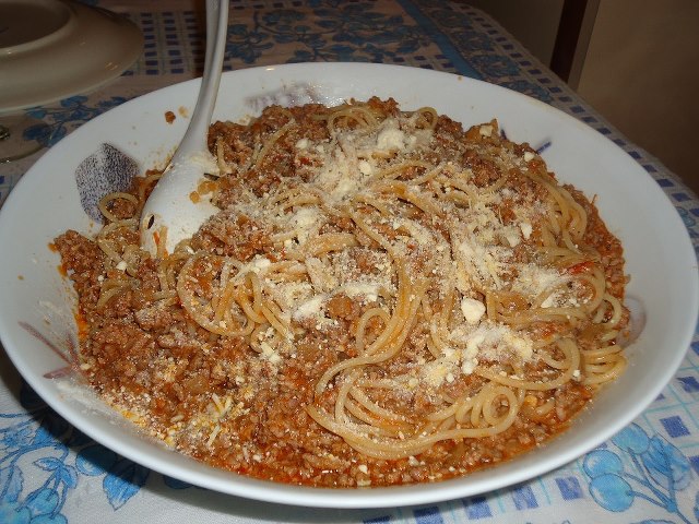 428574_608741359135978_352078200_n