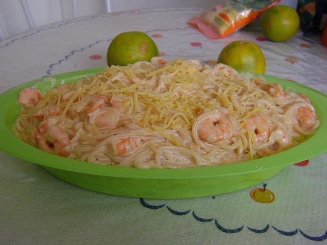 432070_615895165087264_1984244775_n