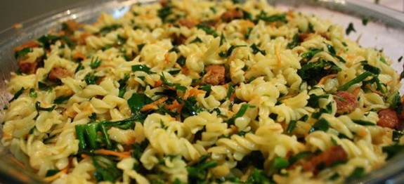 480124_615396355137145_1472784437_n