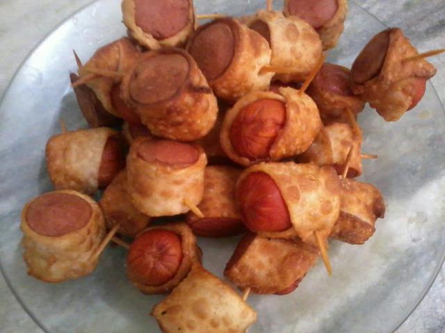 923167_605926516084129_387817997_n