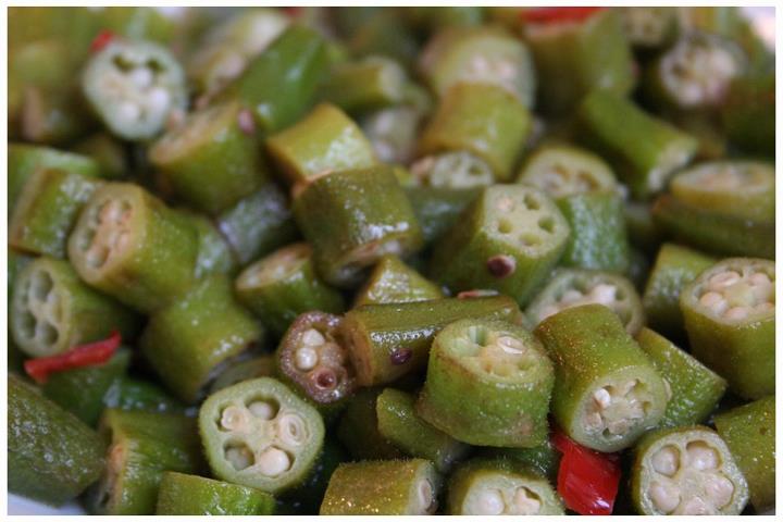 940928_606658056010975_1844136115_n