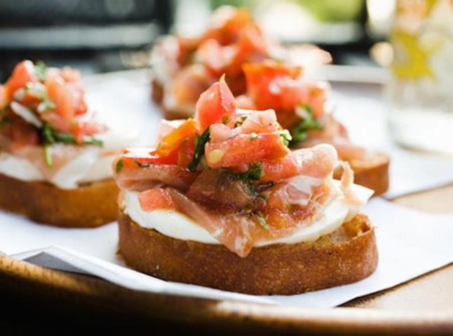 946978_10151591860045479_973646538_n