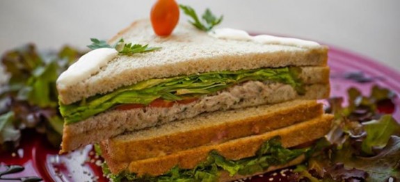 1010745_628452050498242_1115162865_n