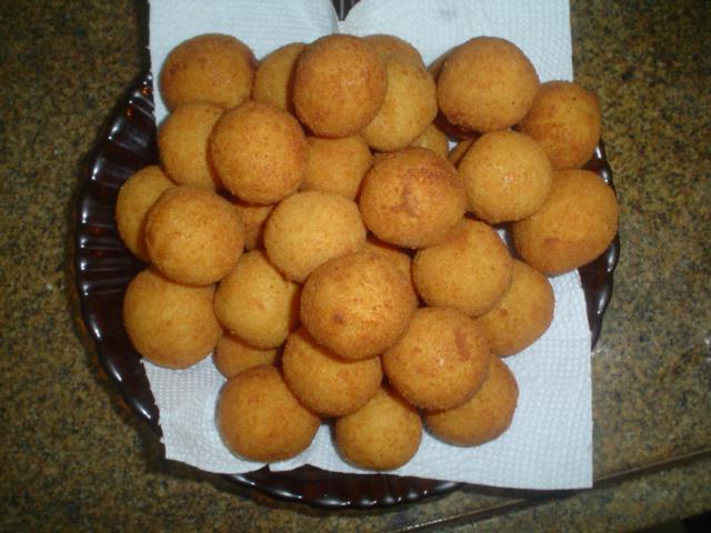 267307_630565170286930_287488932_n