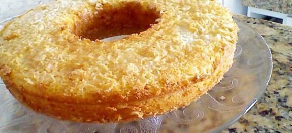 556032_597660396910741_701124882_n