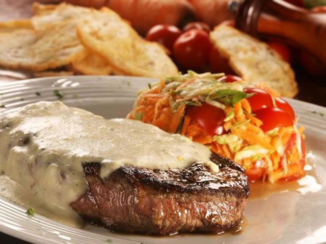 580205_10151644901925479_1537918448_n