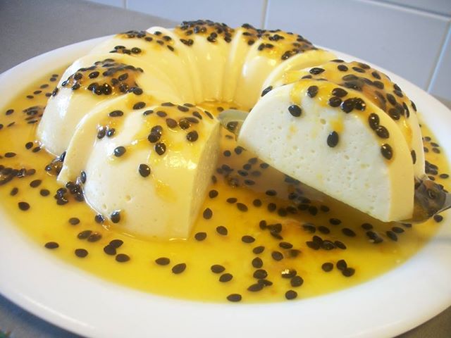 580413_621877391155708_1963106563_n