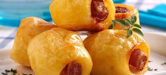 580537_1744394425698861_1936606656_n