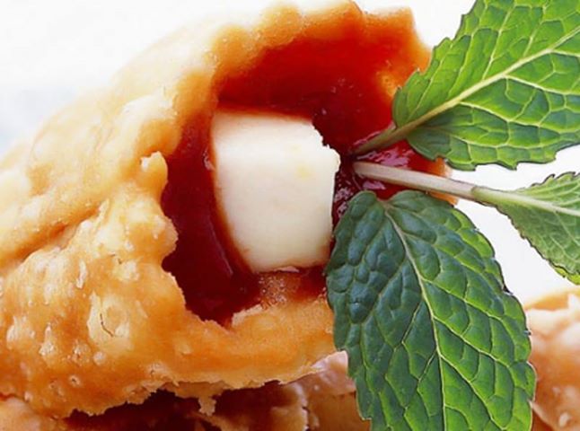 993062_10151658251815479_184183352_n