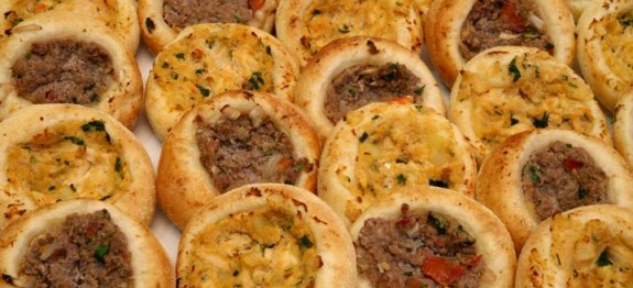 996862_184240315069965_1444241202_n