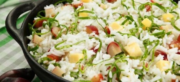 998905_10151674000250479_225689834_n