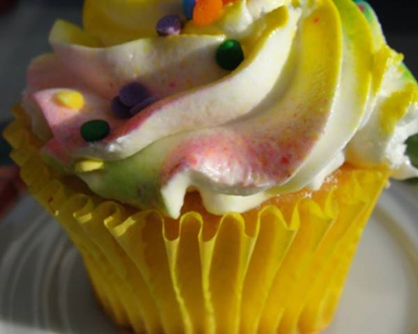 1002712_10151698935140479_544758530_n