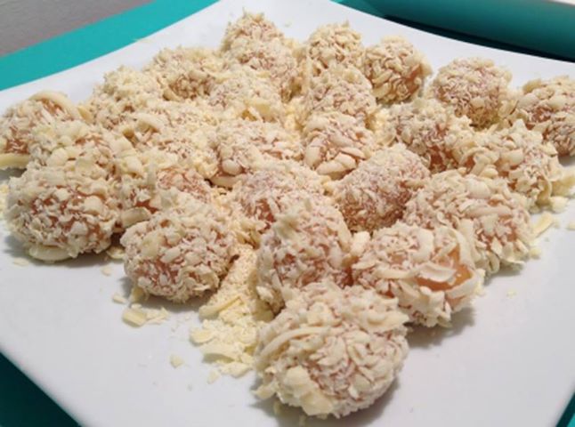 1004062_10151716301065479_162390598_n