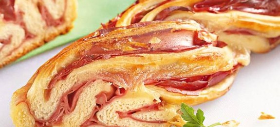 1004886_280662112071873_897936800_n