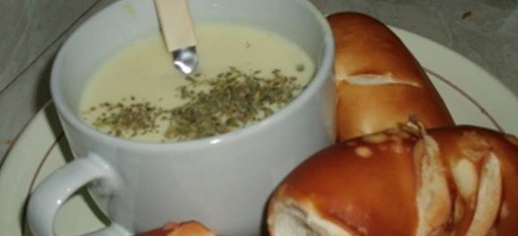 1011488_10151716307655479_1375643744_n