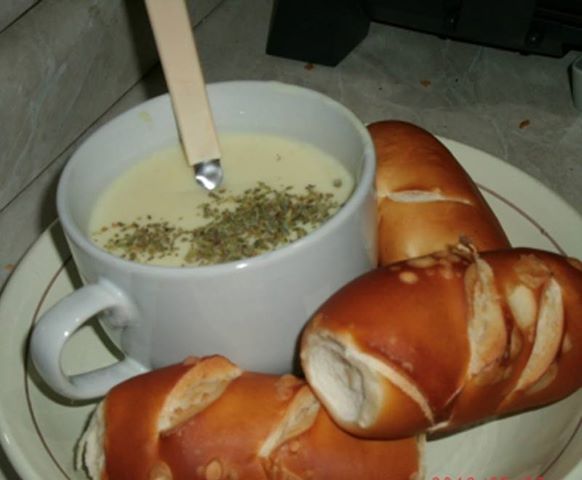 1011488_10151716307655479_1375643744_n