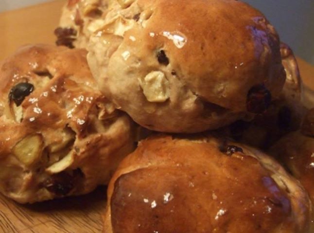 1044262_10151703276220479_203591469_n